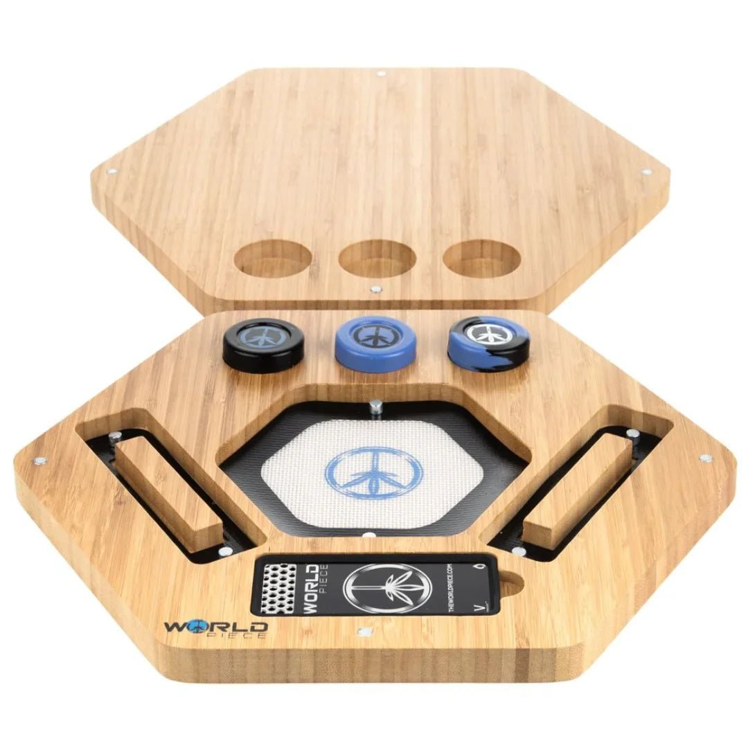 Large world Piece Medium Oil Bamboo Rolling Tray with magnetic lidWorld Pieceaccessoriesbamboooptimised